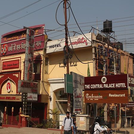 Oyo 5232 Kwality Hotel Dehradun Extérieur photo