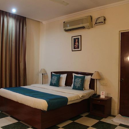 Oyo 5232 Kwality Hotel Dehradun Extérieur photo