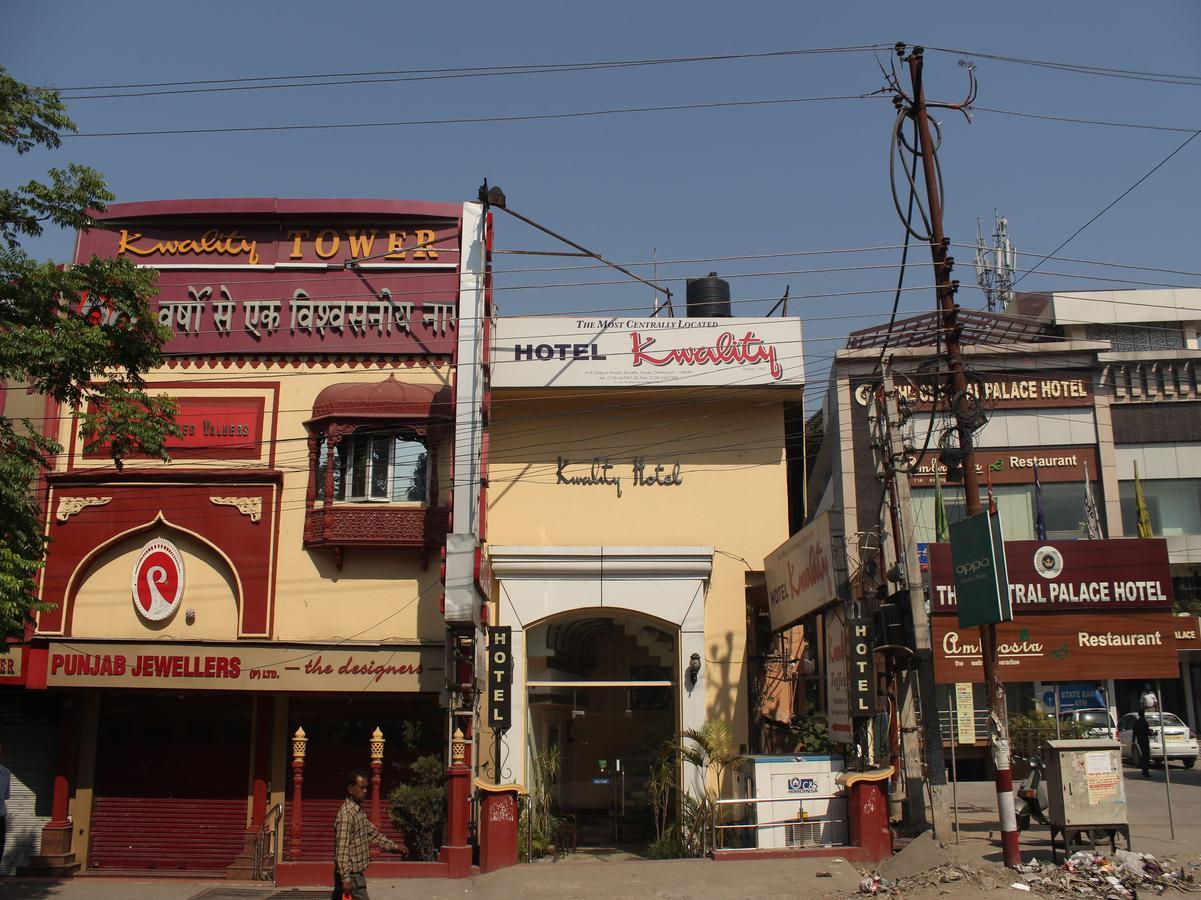 Oyo 5232 Kwality Hotel Dehradun Extérieur photo