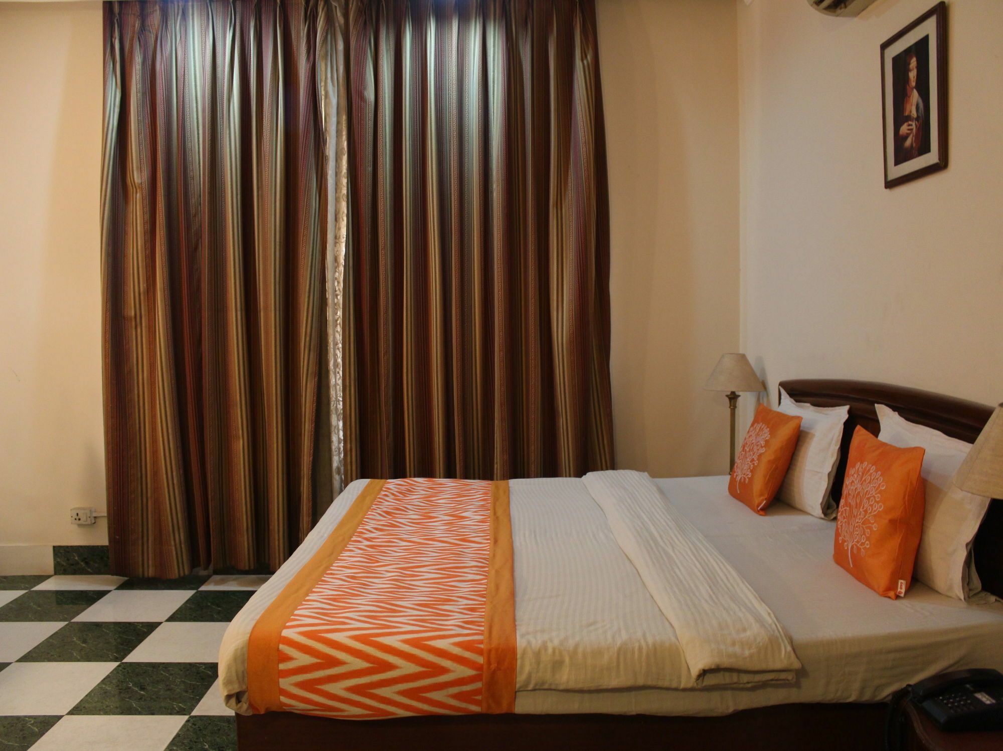 Oyo 5232 Kwality Hotel Dehradun Extérieur photo